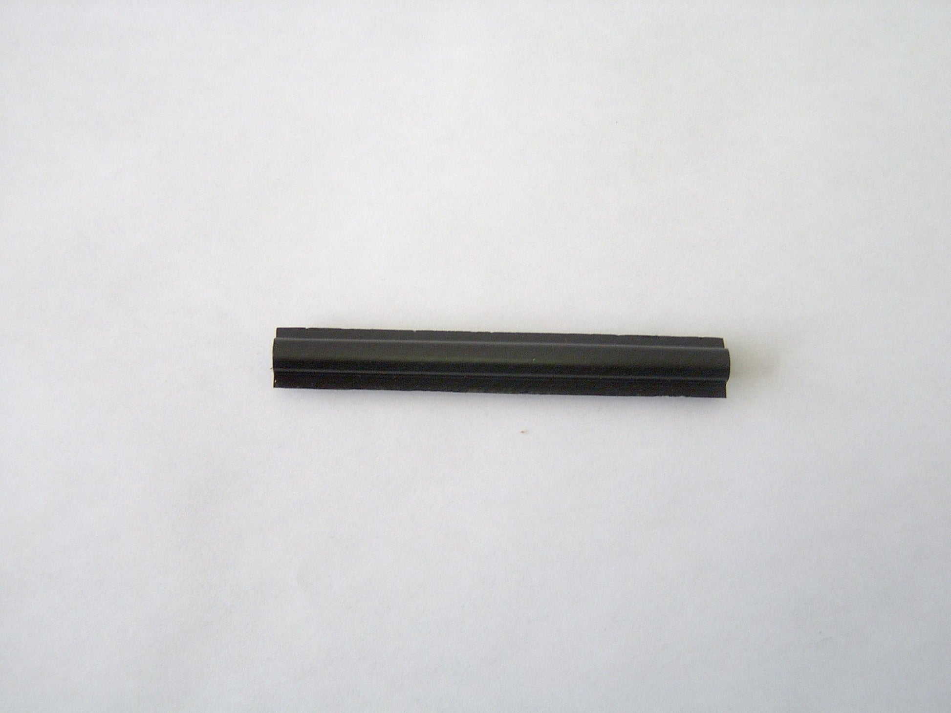 4" Fin Tube Insulators - Gallagher Electric Fence