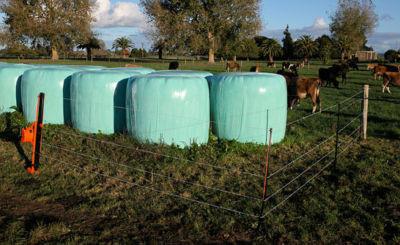 3 Smartfence Portable Fences + Free Shipping - Gallagher Electric Fence