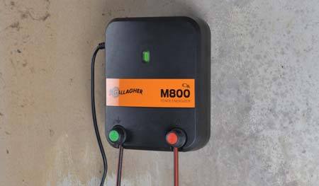 NEW! M800 8 Joule / Powers up to 90 miles / 520 acres - Gallagher Electric Fence