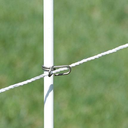 400, 3/8" Fiberglass Posts and Clips - Gallagher Electric Fence