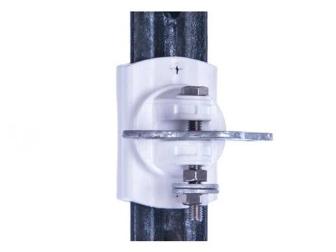 gallagher 3 way ghate anchor kit on a green metal T post against a white background.