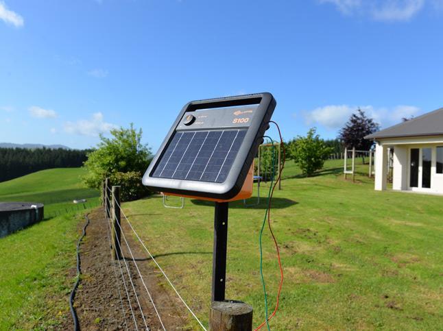 Case of 4, S100 Solar Energizers - Gallagher Electric Fence