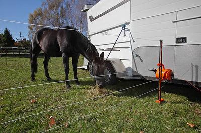 1 Smartfence Kit + 3' Ground Rod - Gallagher Electric Fence