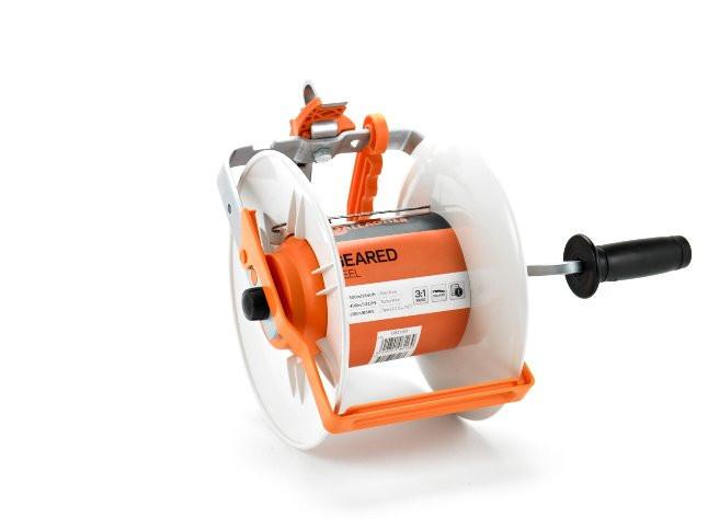 Gallagher Medium Geared Grazing Reel - Gallagher Electric Fence
