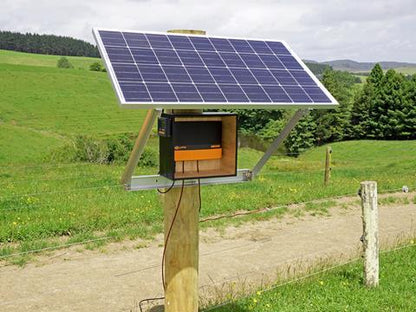 MB1800i + Remote / 18 Joule / 200 Mile / 1200 Acres - Gallagher Electric Fence